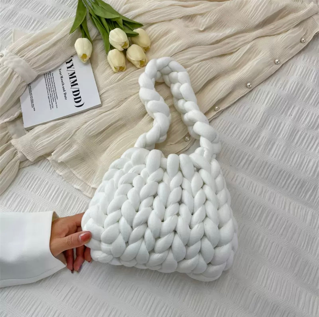 Allûre Knitted Bag